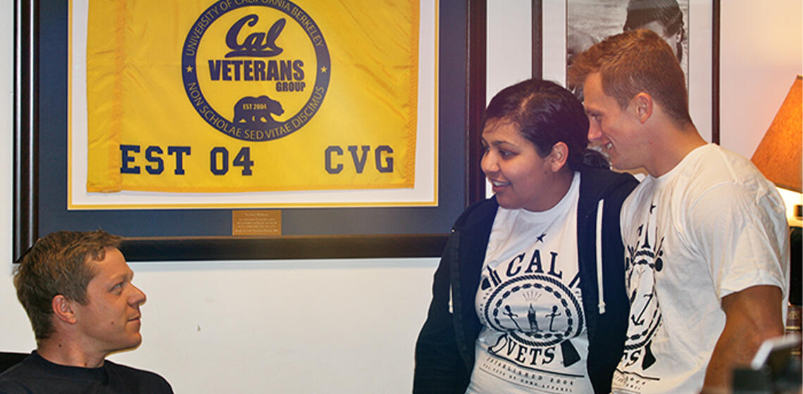 Cal veteran students meeting with the CVSC staff